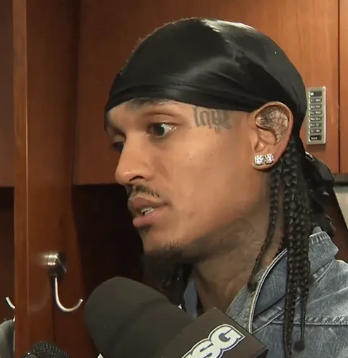 NBA常规赛尼克斯主场对阵篮网的比赛已经结束。全场战罢，尼克斯以134-98战胜