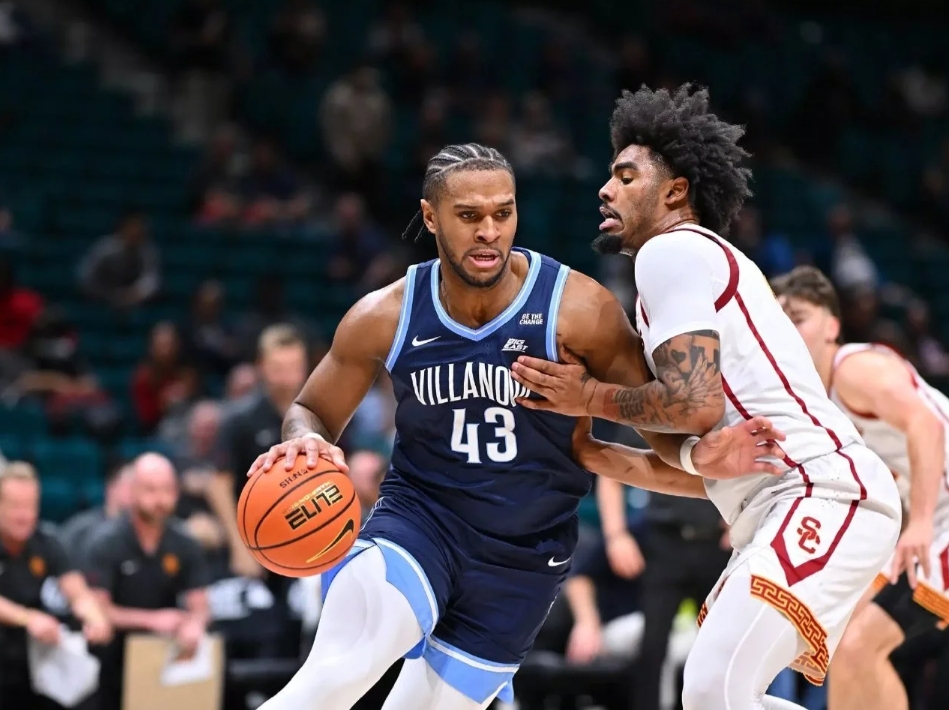 据ESPN名记Shams报道，维拉诺瓦大学身高203的前锋埃里克-狄克逊已同意与