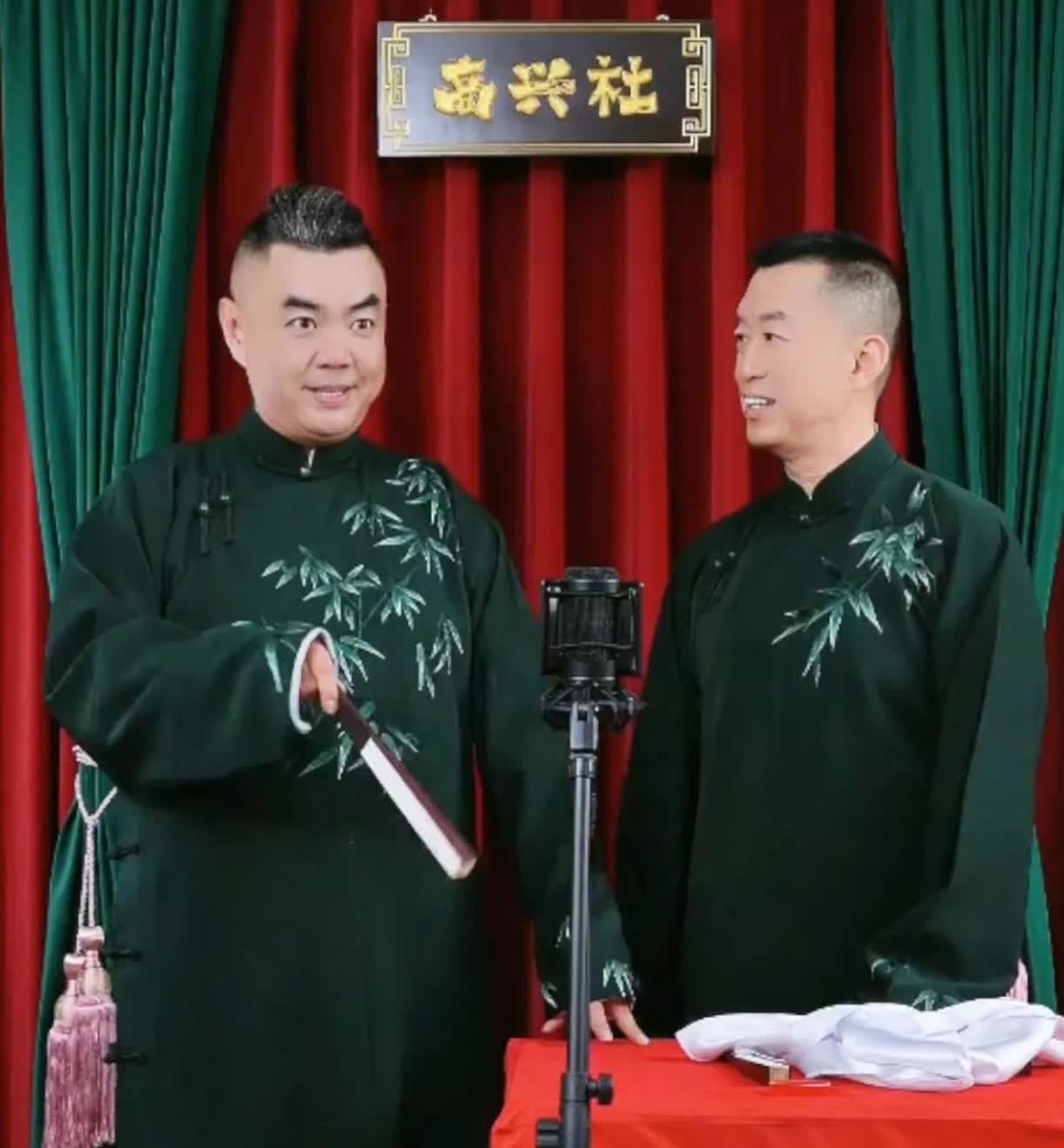 郭德纲打小就认识张伯鑫，为啥没请他进德云社！

郭德纲曾经说过，打小就认识张