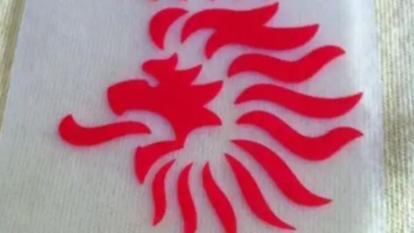 硅胶热转印拉扯图案出现龟裂纹如何解决？