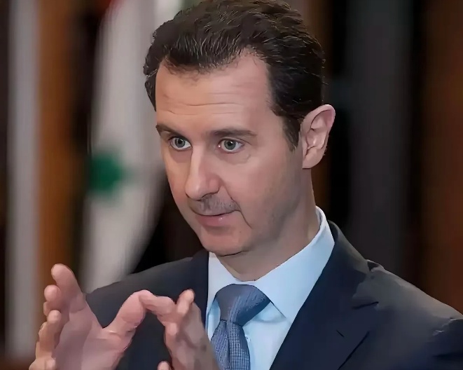 这几天很多人都在呼唤巴沙尔重回叙利亚。



叙利亚的局势越来越混乱，朱拉尼政府