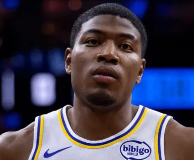 NBA常规赛，湖人将对阵活塞。
美媒附文：“湖人主帅JJ-雷迪克透露，八村垒因右