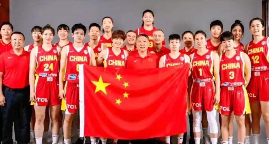 女篮备战2026年世界杯，阵容基本确定，李梦或会回归，看下月表现
女蓝亚洲杯从开