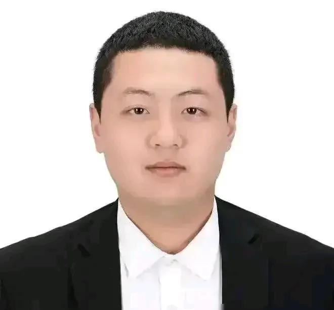 真实有温度的俱乐部。
     张峻豪和黄秋实因为打架被停赛三年，可以说两个孩子