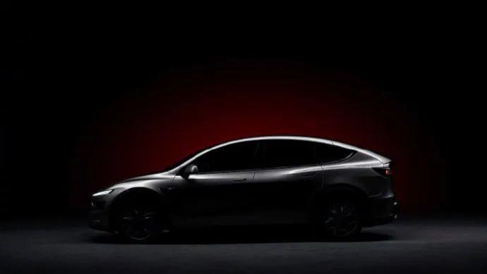 特斯拉Model Y L今秋上市！六座布局迎战激烈市场