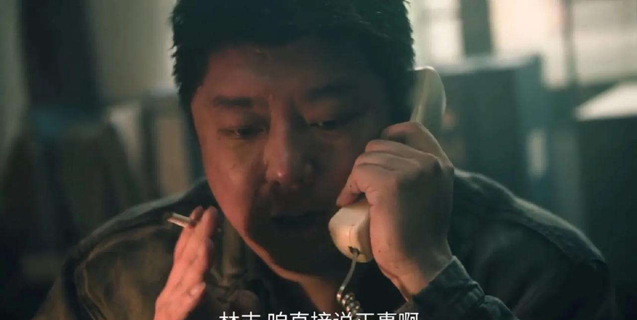 《扫毒风暴》
卢少骅没死，就连哈队也打电话告诉了林强峰有人在金川看见了卢少骅！[