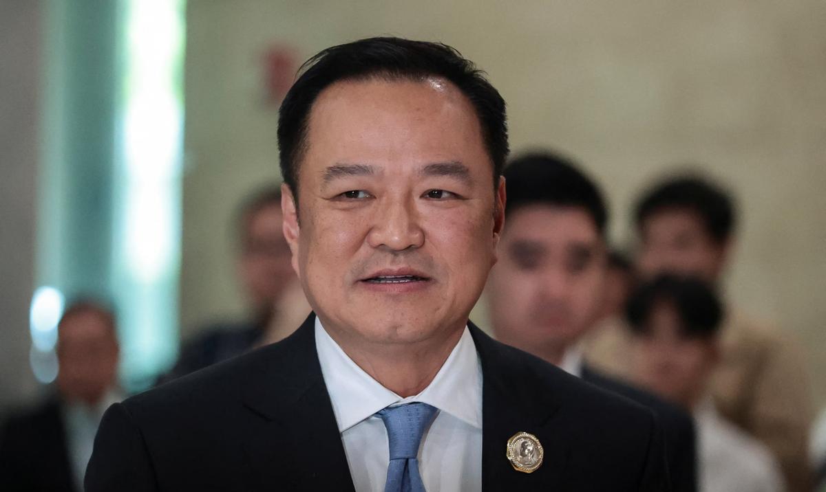 比他信还亲华？泰国新总理对华表态：我是100%中国人后代！
经历了两个多月的政治