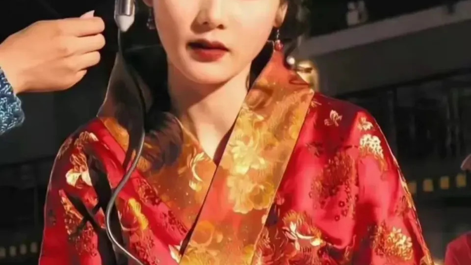 内娱最疯影后，只想传宗接代