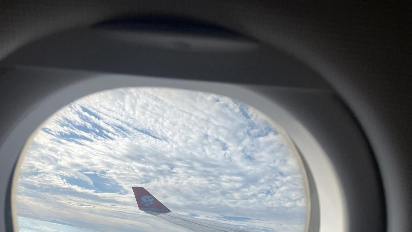 飞机窗户为什么是圆角的故事