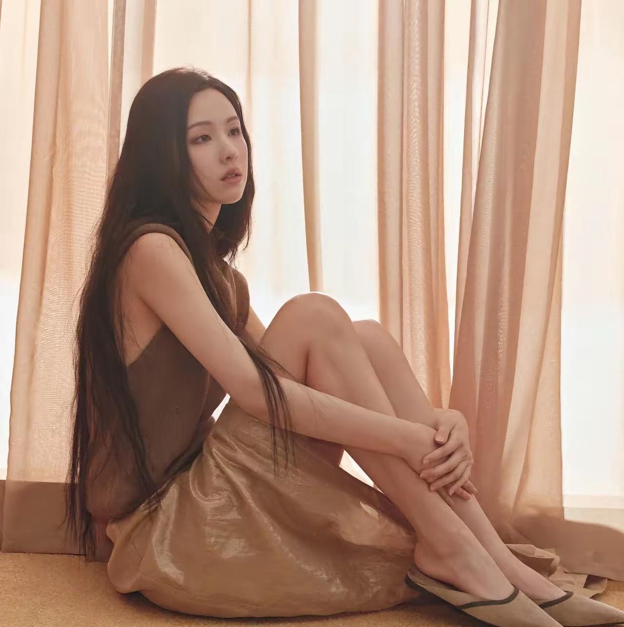 陈都灵，168cm，当年的校花。