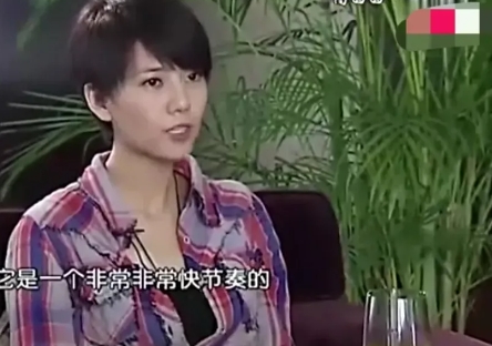 一次，高圆圆回忆《倚天屠龙记》的拍摄经历：那是我接触的第一部港剧，第一个月就崩溃