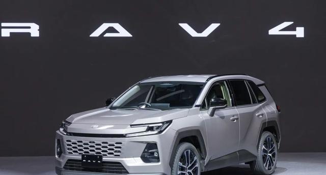 新RAV4上市：试驾体验和技术细节全解析