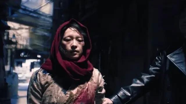 人与人，真的是一别就是一生！
前脚皮裤哥晋城压轴出场，非常卖力，全场合唱怒放的生