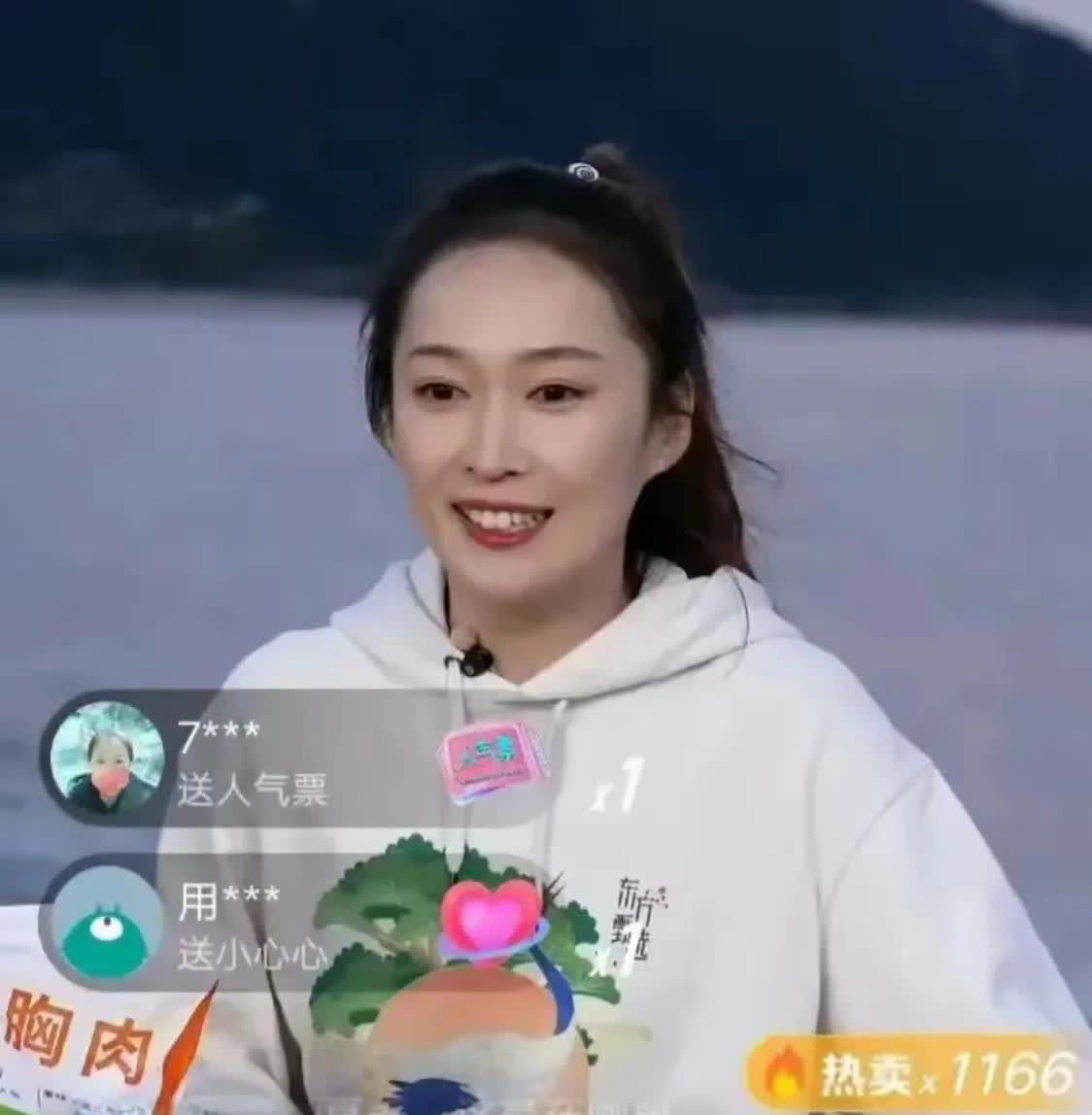 这才短短三年
东方长公主yoyo
老成这样了
变化太大了

论站错队的