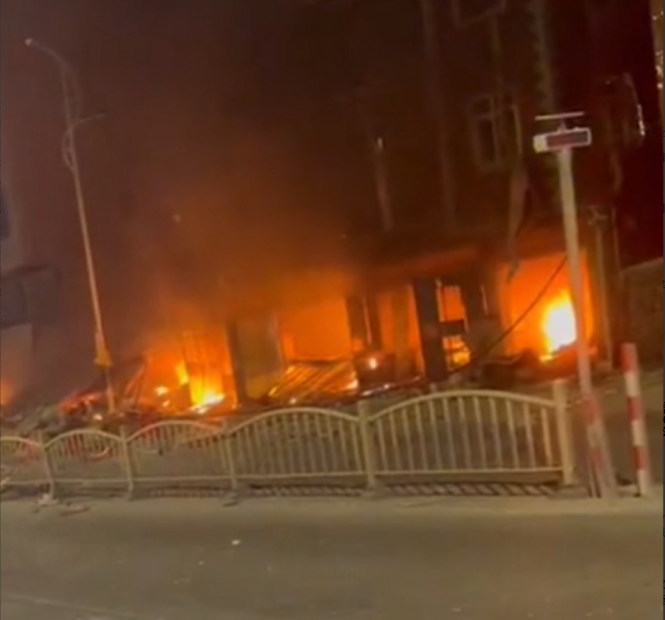 官方回应“爆燃事件”：两名女性遇难，其中19岁遇难者并非高考生，已参加工作
福建