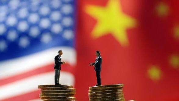 美财长施压中国，27国跟风加税，外交部四个字说明一切