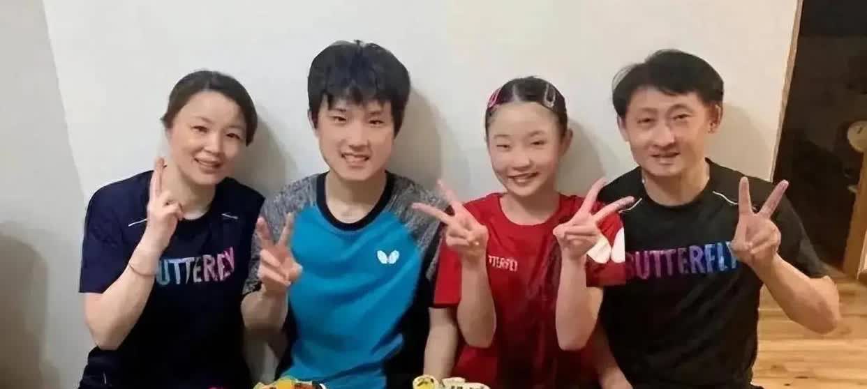 薛飞3：0淘汰张本智和，一场荡气回肠，干脆利索之战，后生可畏，