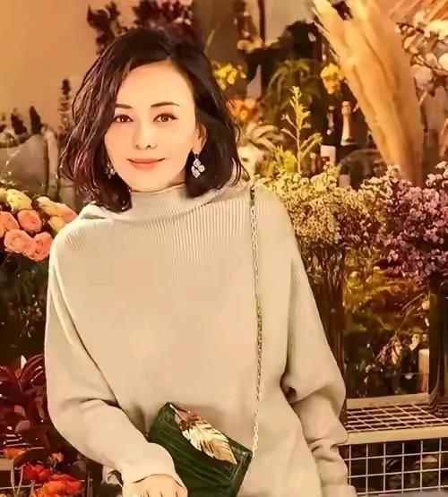 像雪姨这样的演员，天生就是为反面角色而生 ，演技也相当不错，反面角色的天花板