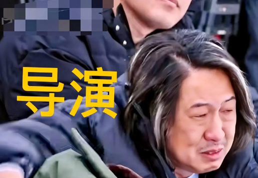 五哈导演亲口承认，鹿晗犯错了。

之前录的镜头，一帧不留全删了。

这事儿闹得不