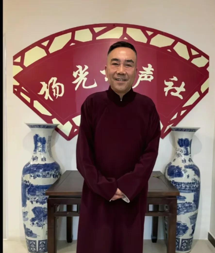 终于迎来了好消息，杨议老师的摆知宴定在5月18号，5月18号是一个好日子，518