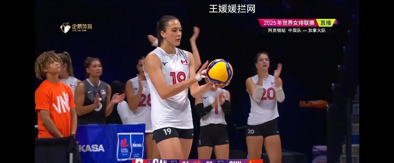 世联赛中国女排第三局22-25负于加拿大女排，大比分中国女排2-1领先！
第三局