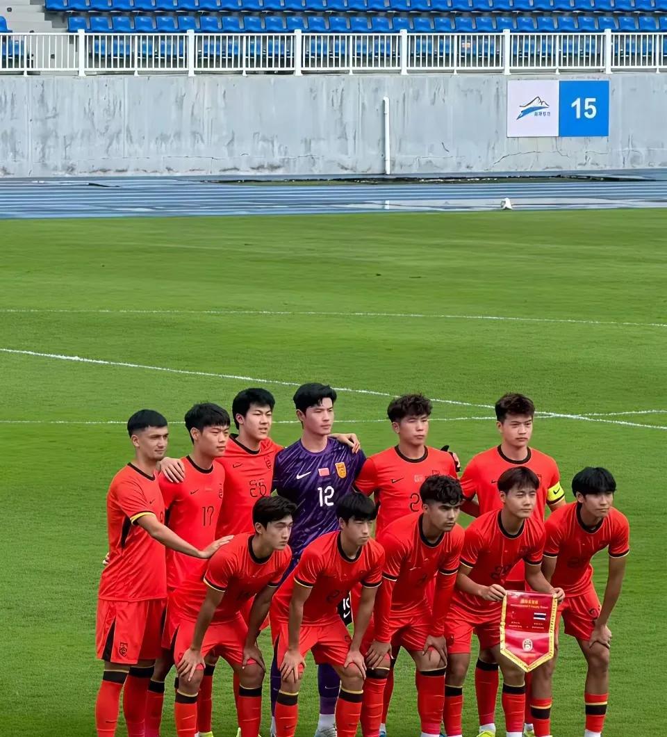 赢了，中国U22国足3比1泰国U22，由于亚洲杯和泰国分在一组，安东尼奥首发雪藏
