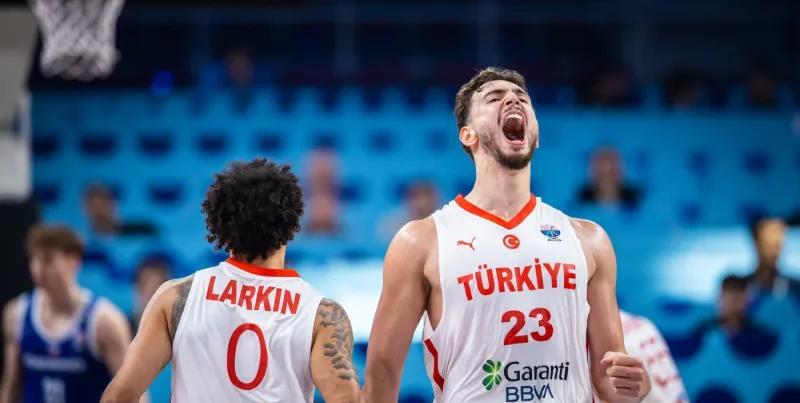 FIBA官方：申京统治了比赛！火箭官方回复：那可是我们的人！
今日欧锦赛小组赛，