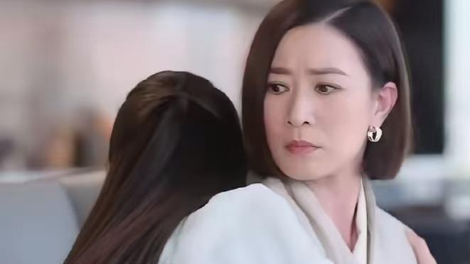 《新闻女王2》：文慧心被AI盗播，怎么证明自己是文慧心？