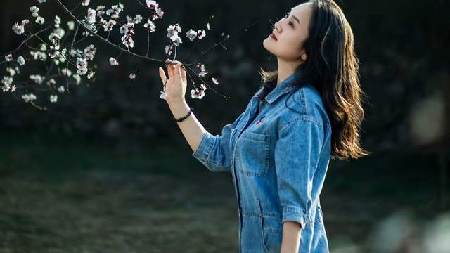 年龄不是束缚 是另一种自由——青州女性李红梅以自信诠释中年风采