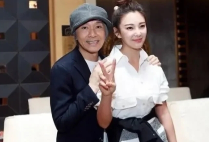 2014年，《美人鱼》开拍，周星驰打给张雨绮：“有一个戏必须你来出演，别人演不了
