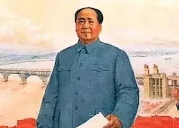 如何解决阶层固化的问题，毛主席给出的办法就是不断革命，更换新鲜血液，不拘一格选人
