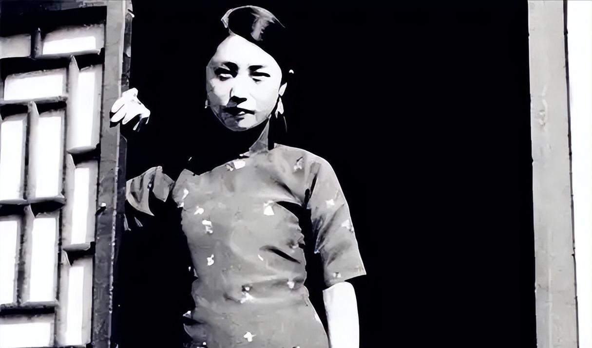 旧社会女子为何不工作



旧社会重男轻女，不让女性工作，这背后藏着落后的思想。
