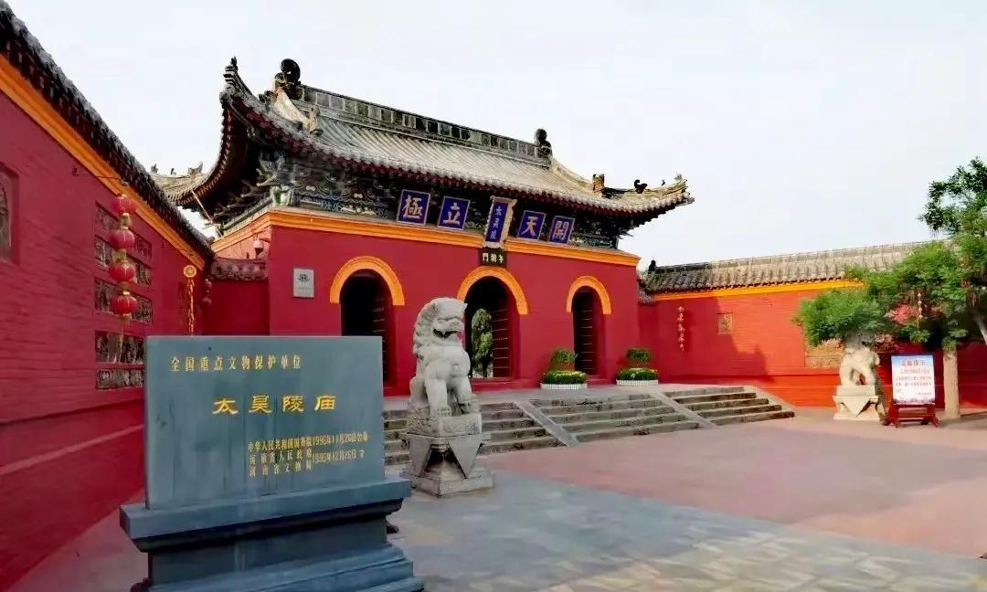 赵、秦共同的祖先伯益，在这场大战中阵亡。赵人、秦人后来的血性和尚武之气也许就是来