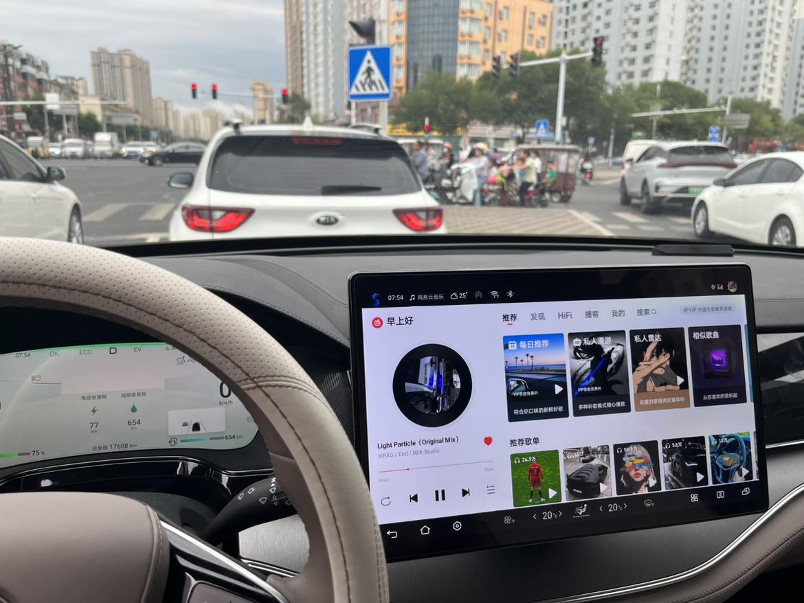 唐DMI智驾真相：比人靠谱？仅限高速！