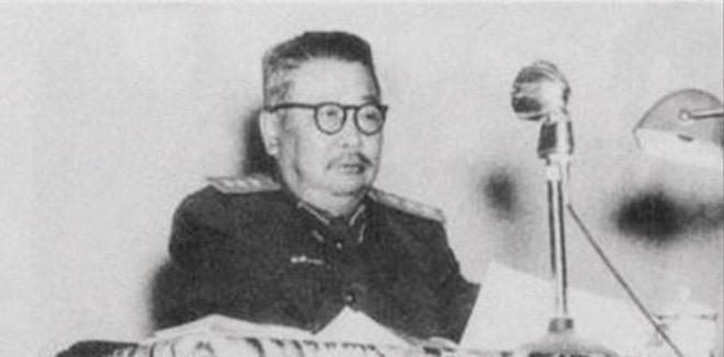 1949年，李克农走进毛主席房间，看见一物后，瞬间脸色大变，扭身冲向寺庙，要不是