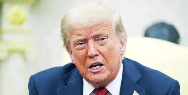 美国总统特朗普表示，如果欧盟不履行投资美国经济的义务，美方将重新对欧盟征收35%
