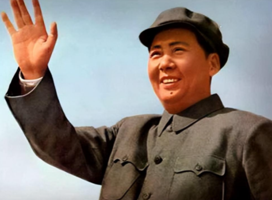 1950年，毛泽东在知道有人要炮轰天安门后说:“轰炸也好，打手榴弹也好，打迫击炮