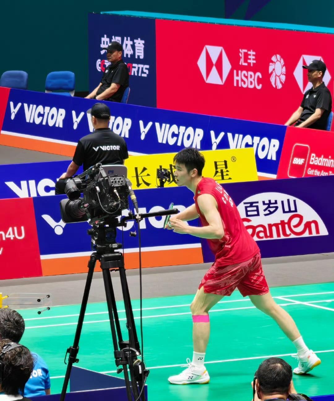 2025中国羽毛球公开赛今日在常州进行，男单首轮，国羽世界第5李诗沣迎战前世锦赛