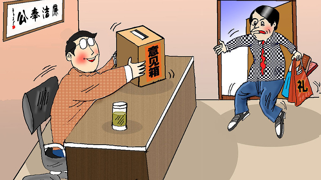 血的教训告诉你：别人不会无缘无故对你好。当心！这三种人送来的“好意”，可能是灾难。