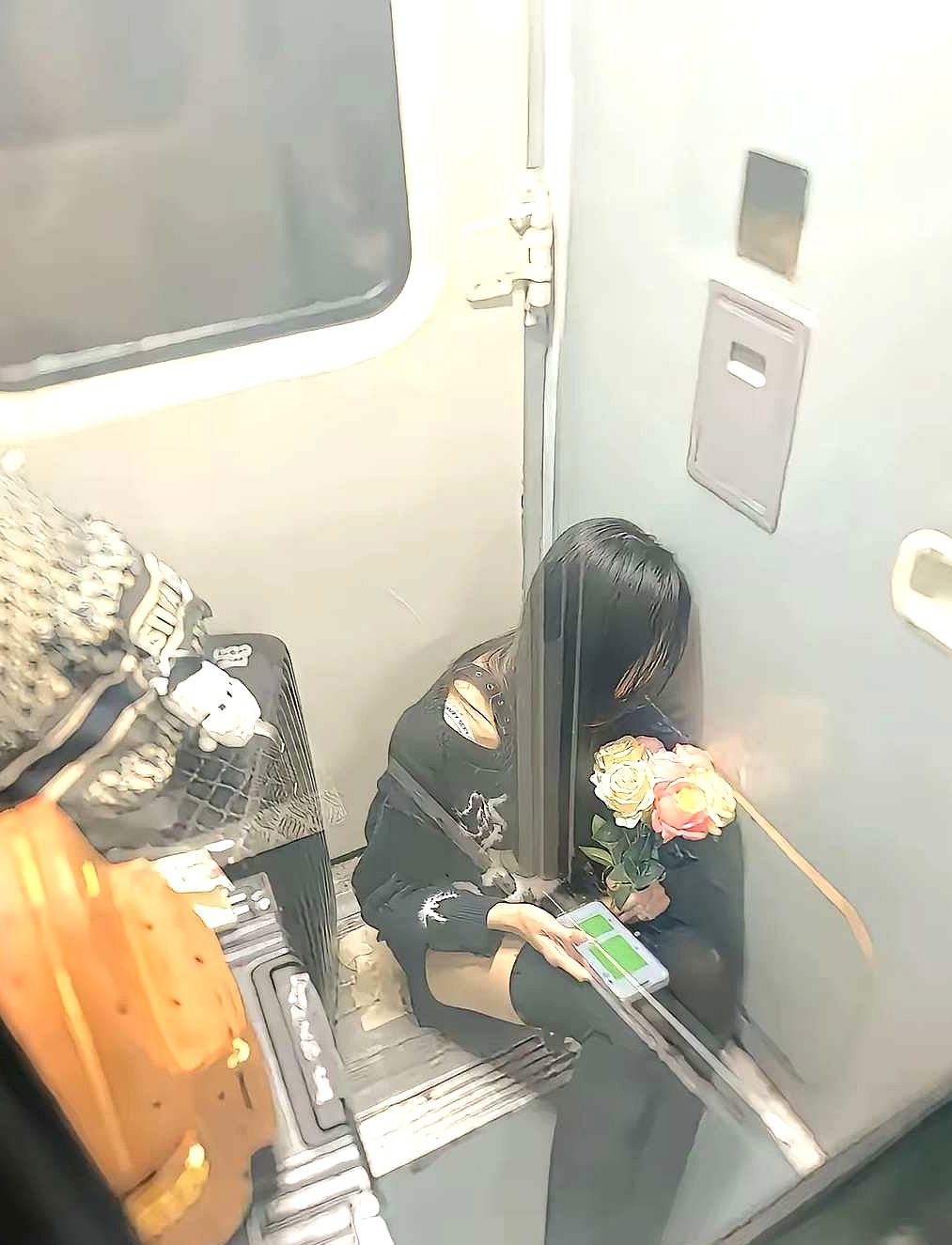 真有女孩子不远千里去找男生？