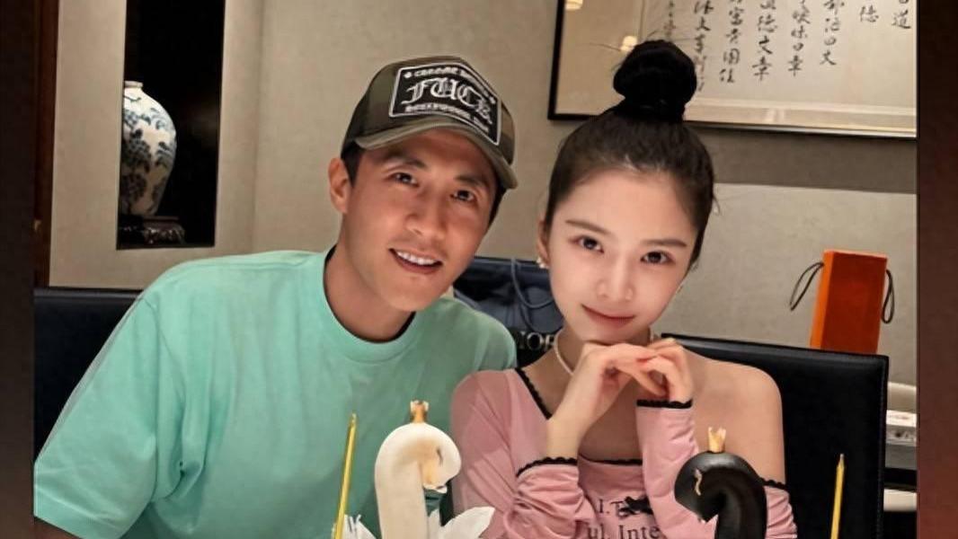演员杜淳老婆王灿网购翻车，吐槽揭开电商信任危机与网红经济黑幕