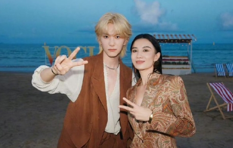 宋佳内娱姐感颠峰！
真的不管跟谁合照，永远都是大女主！