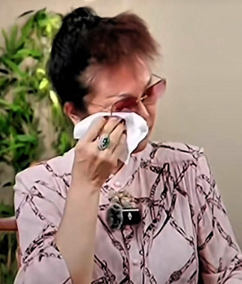 作为女性，我还是挺喜欢梦真的。虽然她比较爱唠叨。
梦真62岁了。但她的情绪好像与