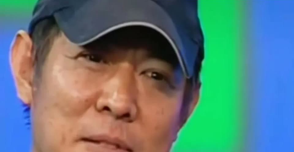 李连杰19岁对钱的认知是什么样的概念？
李连杰：我从11岁到16岁去过大约45