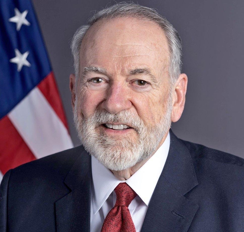德国之声今天报道：“美国驻以色列大使赫卡比（Mike  Huckabee）在美国
