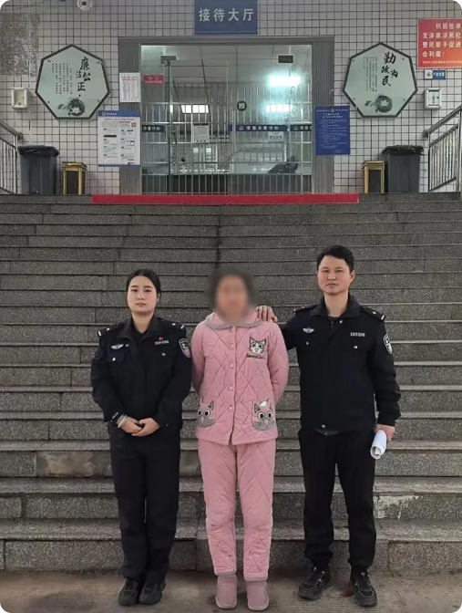 3月，湖南常德，一60多岁男子多次与失足女交易后，发现这样太费钱了，于是找了个4
