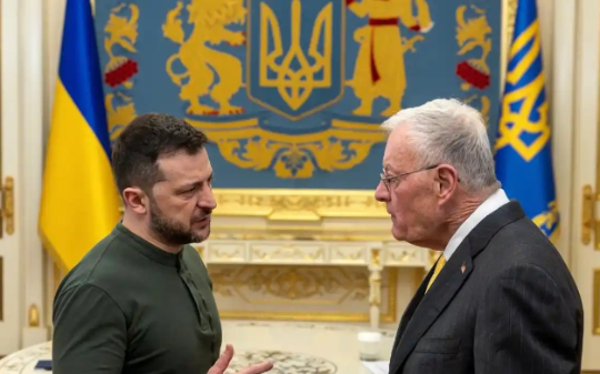 泽连斯基指责中国“纵容侵略”，还叫嚣没了中国，俄罗斯什么都不是，被我们拿证据啪啪打脸…