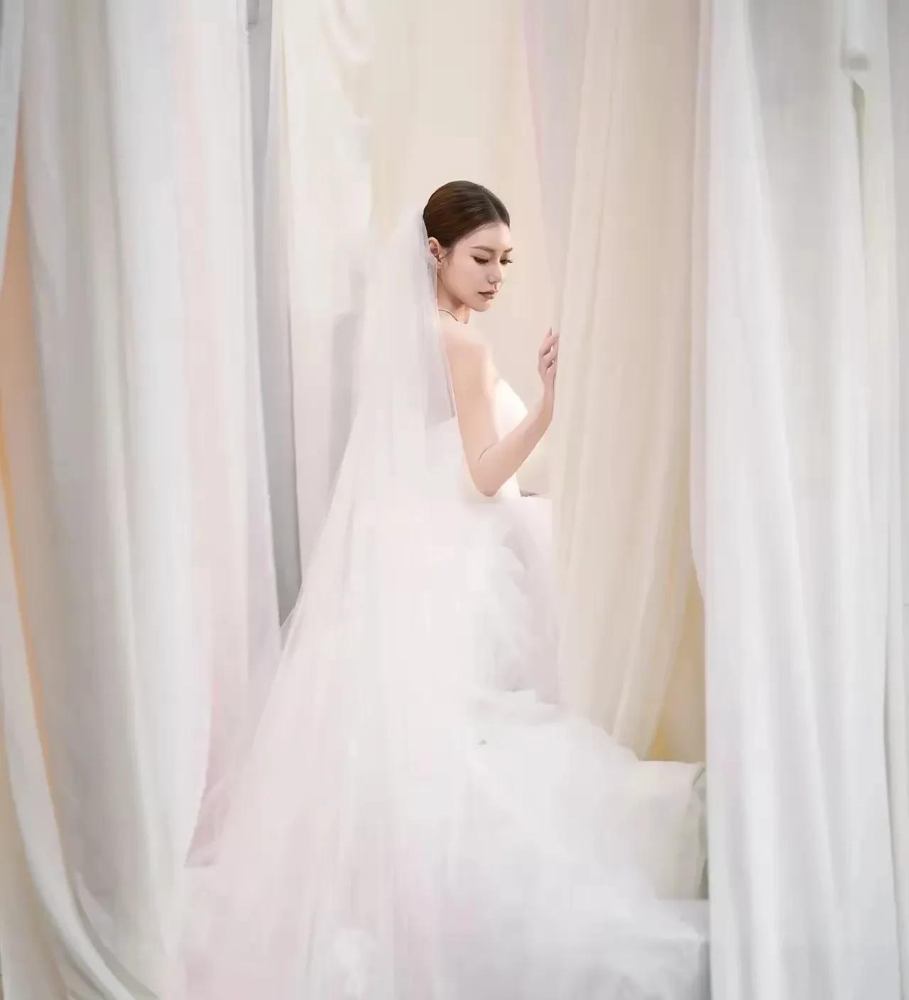 发现了没
汪家这一家三口
真是“多灾多难”体质
新媳妇是前夫哥找茬
好在来得快去