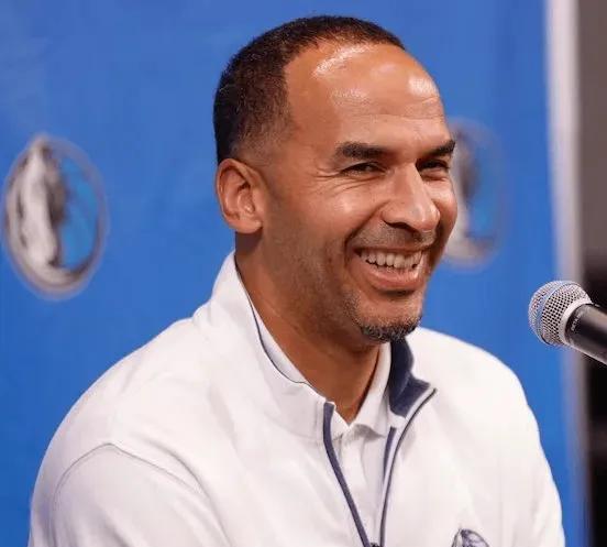 NBA这是演都不演了啊！
乐透抽签结果，让很多人出乎了预料，独行侠竟然拿到了状元
