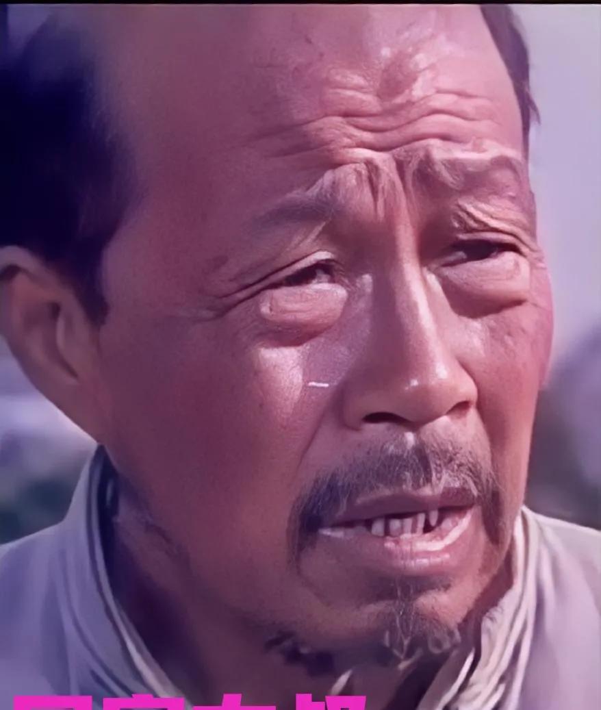 40年前的电影《月亮湾的笑声》，让我第一次知道“螺丝刀”原来就是“改锥”，冒富大